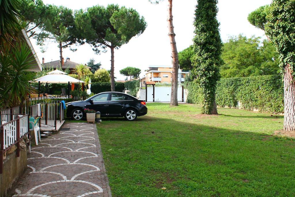 La Casa Della Musica Bed and Breakfast Ciampino Rum bild