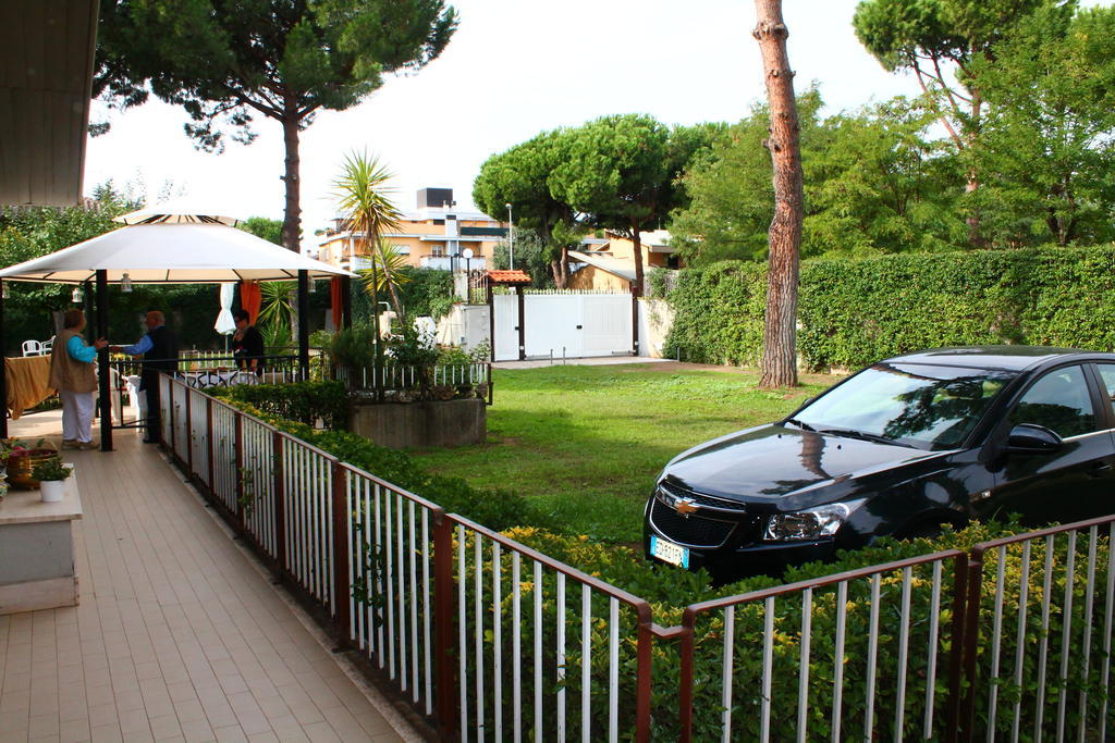 La Casa Della Musica Bed and Breakfast Ciampino Rum bild