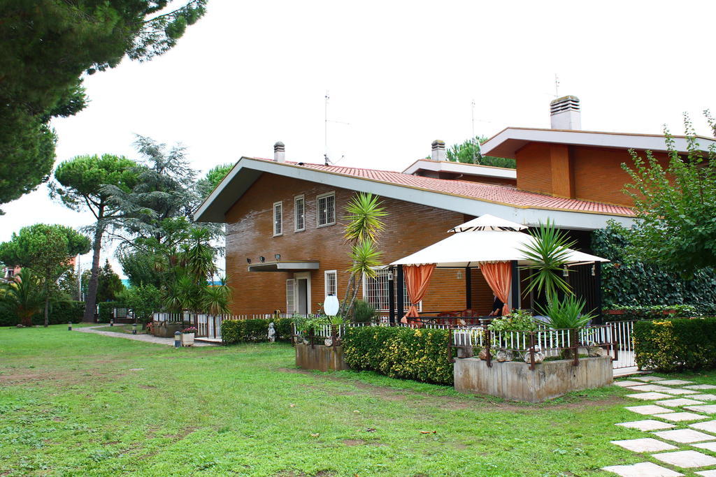 La Casa Della Musica Bed and Breakfast Ciampino Exteriör bild